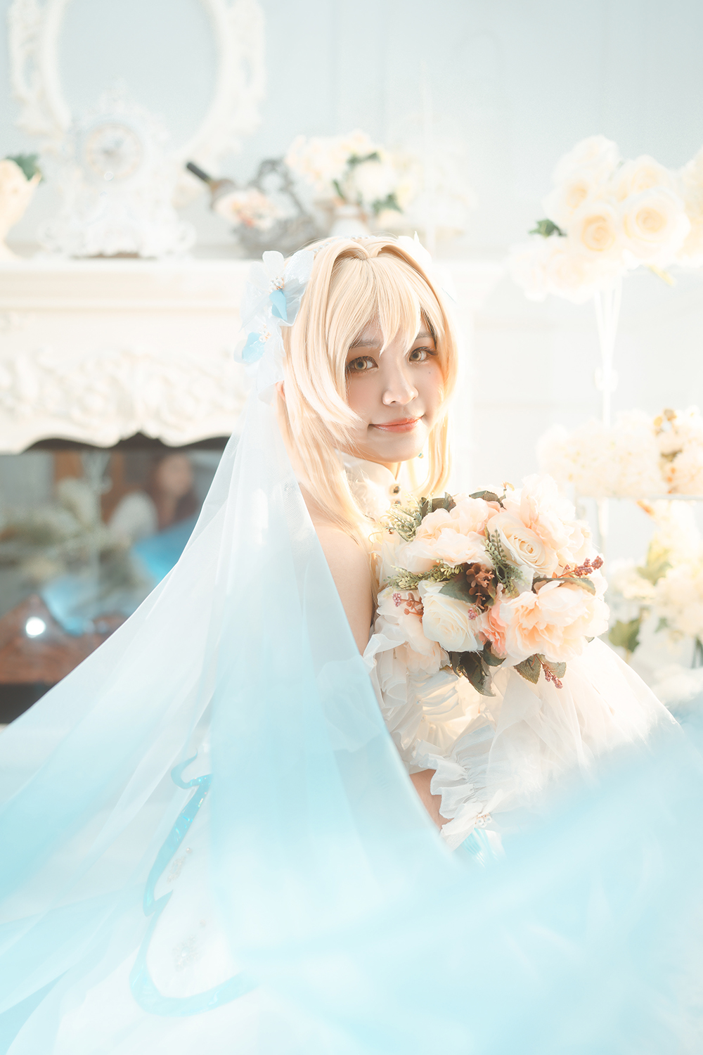 Genshin Impact Lumine bride cosplay photoshoot in Singapore.