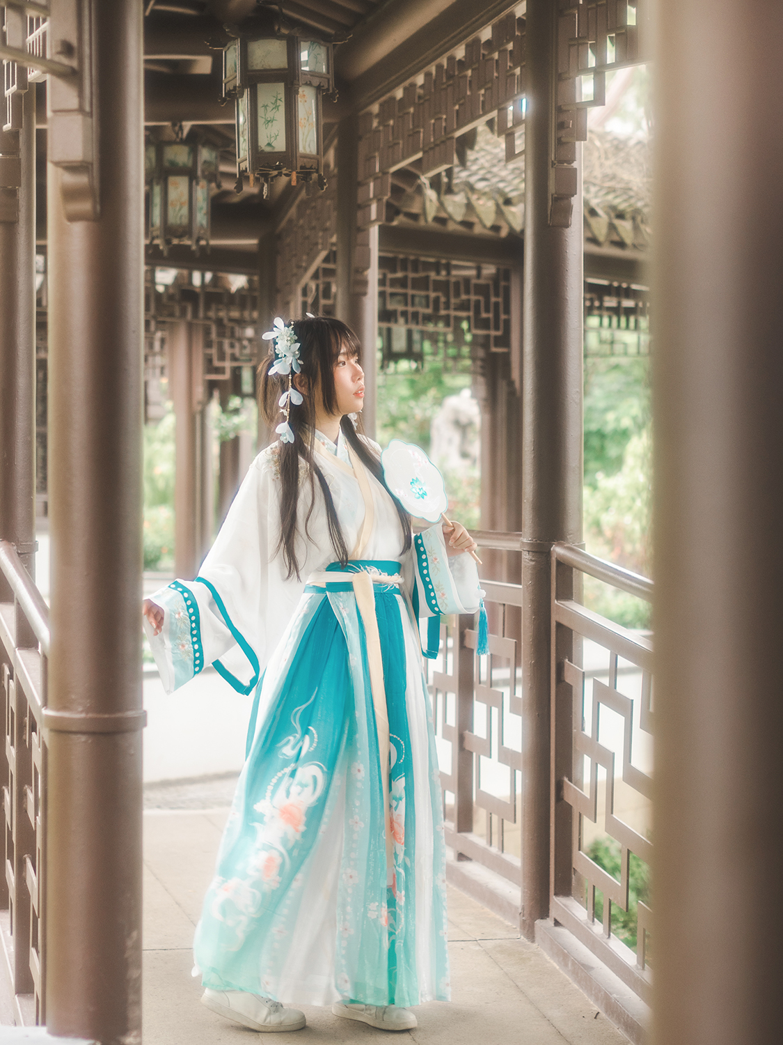 Hanfu photoshoot at Chinese Garden, Singapore.