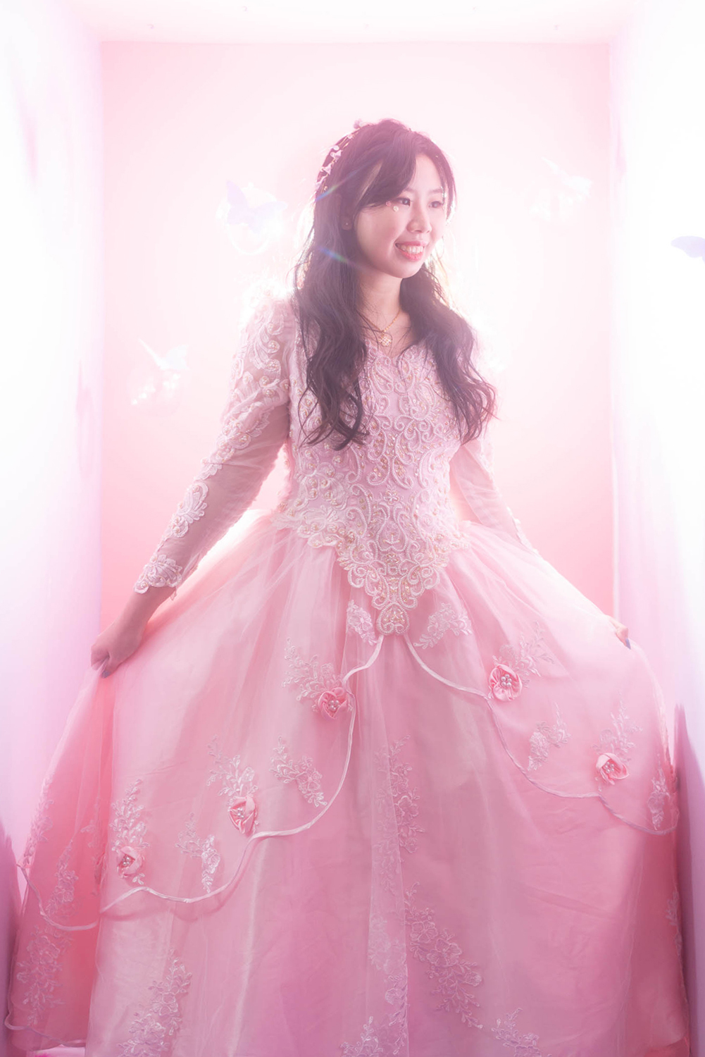 Whimsical birthday studio photography in Singapore.