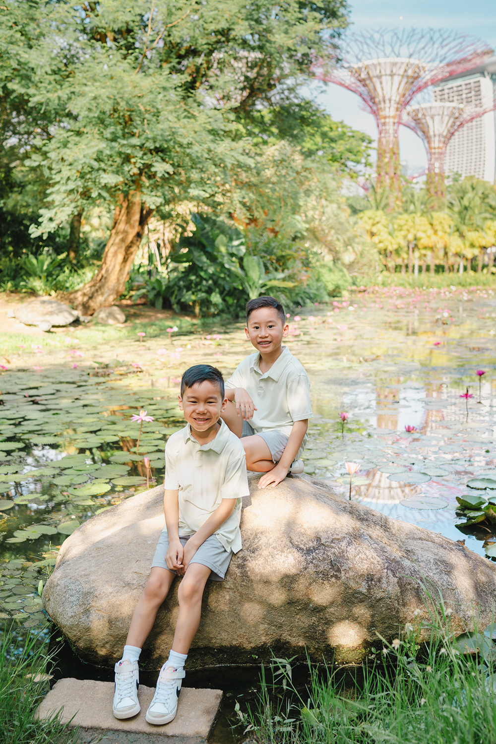 Family vacation photoshoot at Gardens by the Bay, Singapore.